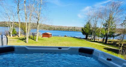 Serenity at Lake Joseph | Lakefront•Hot Tub•Ski