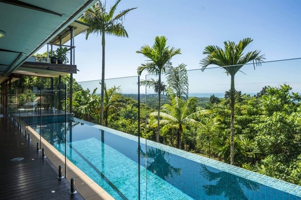 9. Misssion Circle - Lap Pool with View