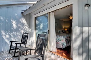 House (2 Bedrooms) | Interior - 36 Lagoon Villa by Avantstay Fishing Dock, Views (Isle of Palms)