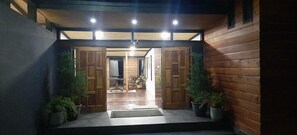 Extérieur
