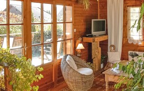 Fireplace - Stunning home in Menthon Saint-Bernard (Menthon Saint-Bernard)