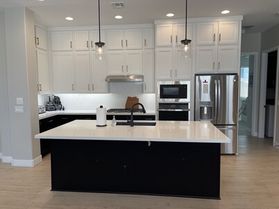 Absolutely stunning new home in Litchfield Park, close to Verrado area!!!