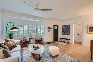 Maison, Plusieurs lits (Northwood Haven) | Aire de séjour