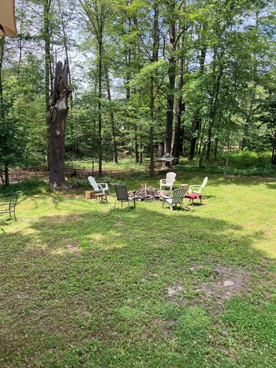 Experience Peace in this Cozy country cottage nestled beneath the mountains