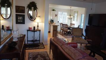 Smart TV, fireplace, video games, DVD player