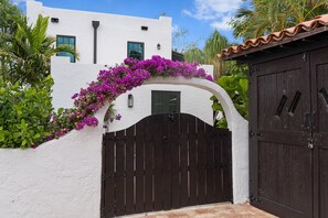 Casa, varias camas (Casa Michaeline Vacation Home) | Exterior