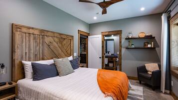 2 habitaciones, escritorio, tabla de planchar con plancha y wifi