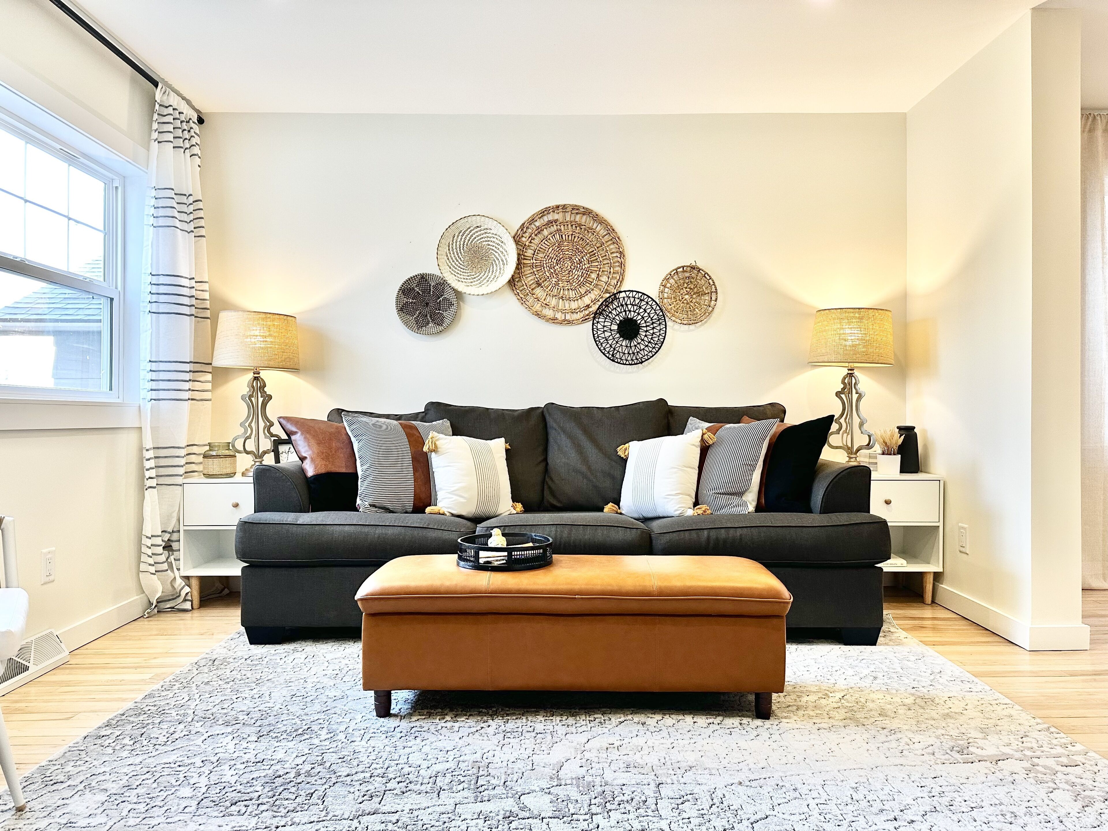 Cottonwood Koti- Renovated Gem, Steps to Downtown