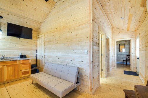 Pecatonica River Cabin ~ 9 Mi to Yellowstone Lake