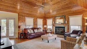 House (3 Bedrooms) | Interior - 54 Pelican Bay by Avantstay Steps From Beach + Community Pool (Isle of Palms)