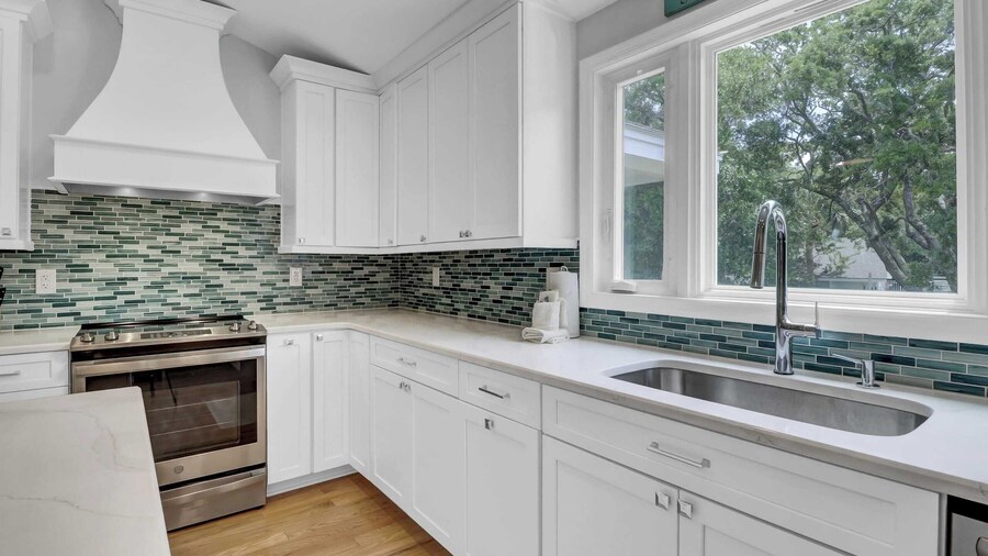 55 Pelican Bay by Avantstay Easy Beach Access, Shared Pool, Lagoon Fishing