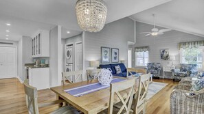 บ้านพัก (4 Bedrooms) | ภายใน