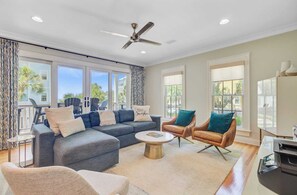 House (4 Bedrooms) | Interior - 56 Grand Pavilion by Avantstay Oceanfront Deck + Views, Community Pool (Isle of Palms)