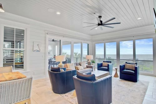 House (6 Bedrooms) | Interior