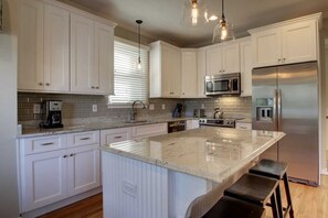 House (4 Bedrooms) | Interior - 73 Grand Pavilion by Avantstay Corner Lot, Porch (Isle of Palms)