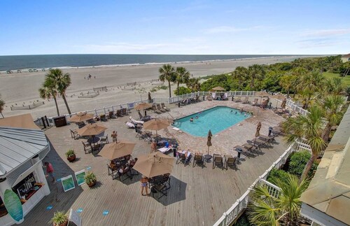 75 Grand Pavilion by Avantstay Steps From Beach + 2 Community Pools