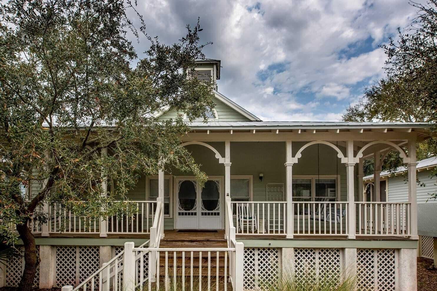 House (3 Bedrooms) | Front of property