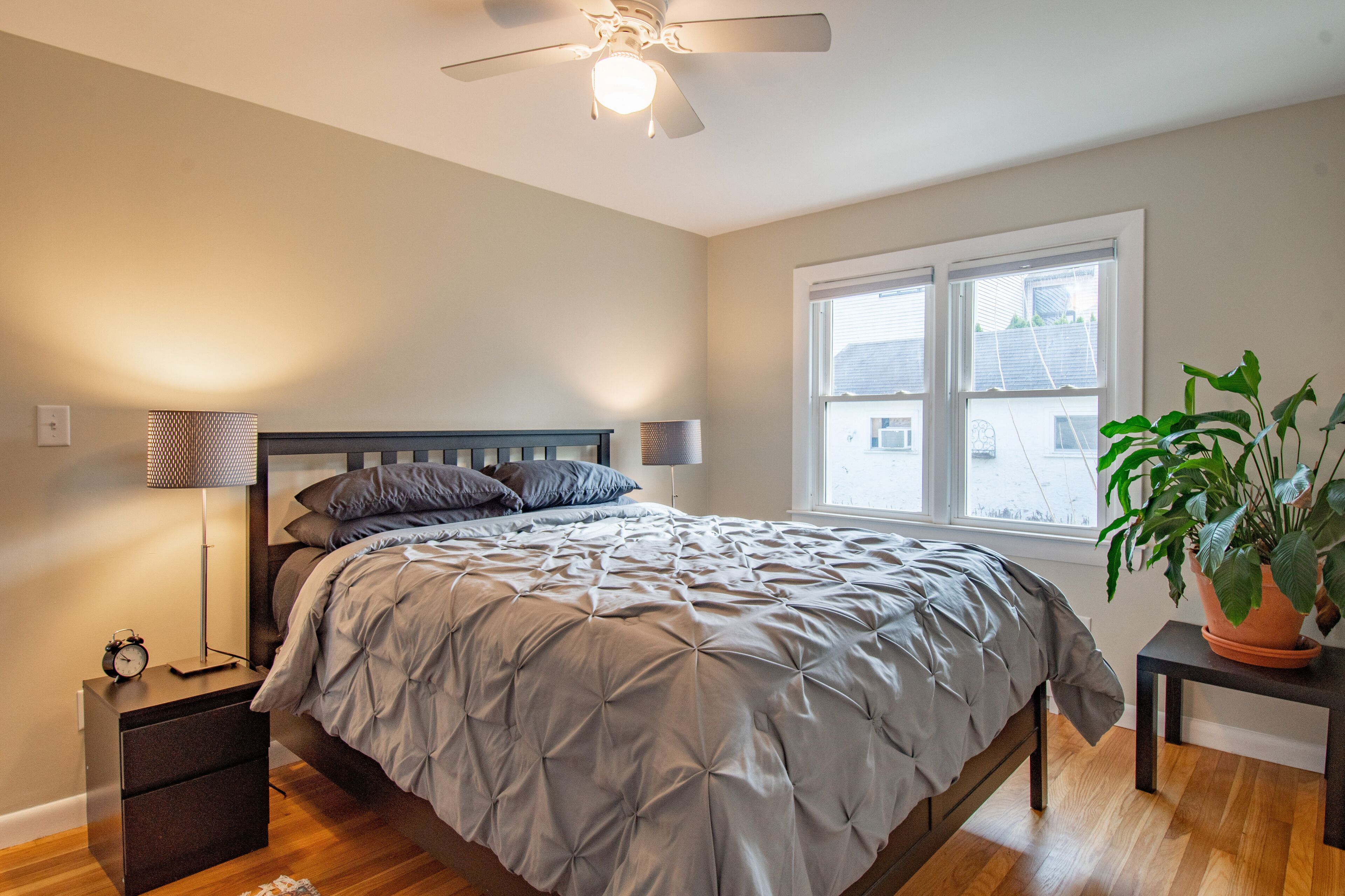 3 habitaciones, tabla de planchar con plancha y wifi gratis 