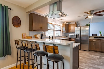 A spacious modern elegant 3 bedroom Ranch, Whole House located in South Nashua.