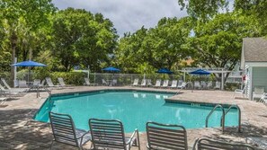 House (3 Bedrooms) | Interior - 72 Pelican Bay Avantstay Community Pool, Decks (Isle of Palms)