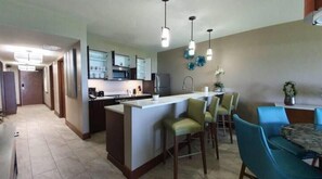 Private kitchen - Happiness Comes in All Waves (Sint Maarten)