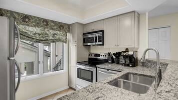 Nhà (2 Bedrooms) | Nội thất