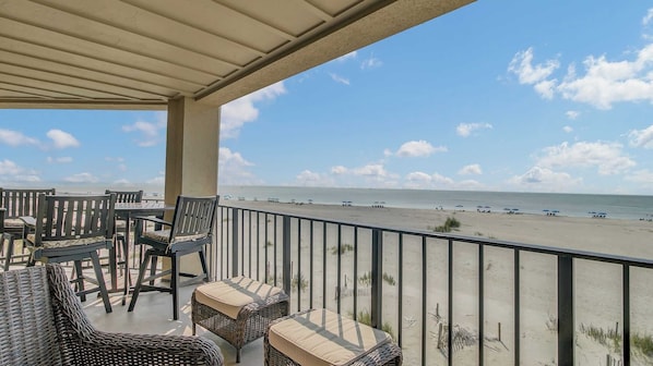 Apartment (3 Bedrooms) | Interior - 211 Seascape by Avantstay Oceanfront View + Pool (Isle of Palms)