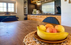 Køleskab, ovn, kogeplade, opvaskemaskine