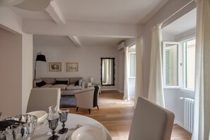 Interior - Apartaments Florence - San Miniato Guelfo with balcony (Firenze)