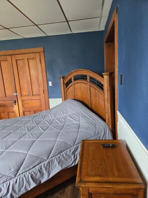 1 habitación, wifi y ropa de cama