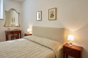 2 bedrooms, bed sheets - SE053 - Senigallia, wonderful three-room apartment with swimming pool (Senigallia)