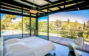5 bedrooms, travel cot, free WiFi, bed sheets - Stunning home in Le Tholonet (Le Tholonet)