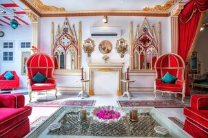 55-inch Smart TV with digital channels, Netflix, streaming services