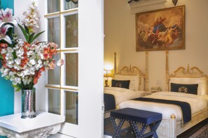 Habitación exclusiva con 1 cama matrimonial o 2 individuales | Ropa de cama de alta calidad, edredón y camas con efecto memoria