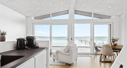 1 bedroom amazing home in Munkebo