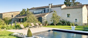 Nice home in Illats with WiFi