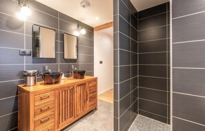 Interior - Awesome home in Ingersheim with WiFi (Ingersheim)