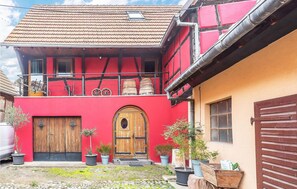 Exterior detail - Awesome home in Ingersheim with WiFi (Ingersheim)