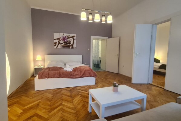 3 Schlafzimmer, WLAN, Bettwäsche
