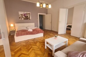 3 bedrooms, WiFi, bed sheets