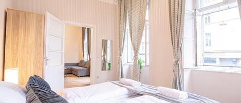 2 bedrooms, iron/ironing board, WiFi, bed sheets