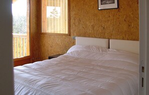 5 chambres, lit parapluie, Wi-Fi gratuit, draps fournis