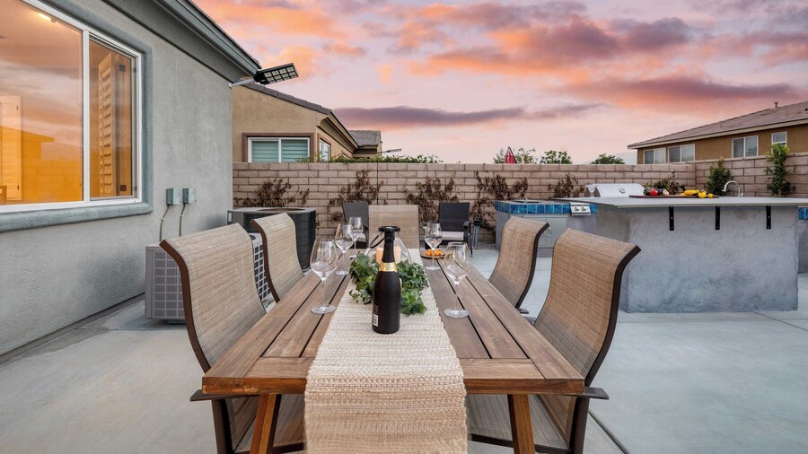 Indio Echo Avantstay Terra Lago Retreat + Pool, Firepit, Outdoor Kitchen