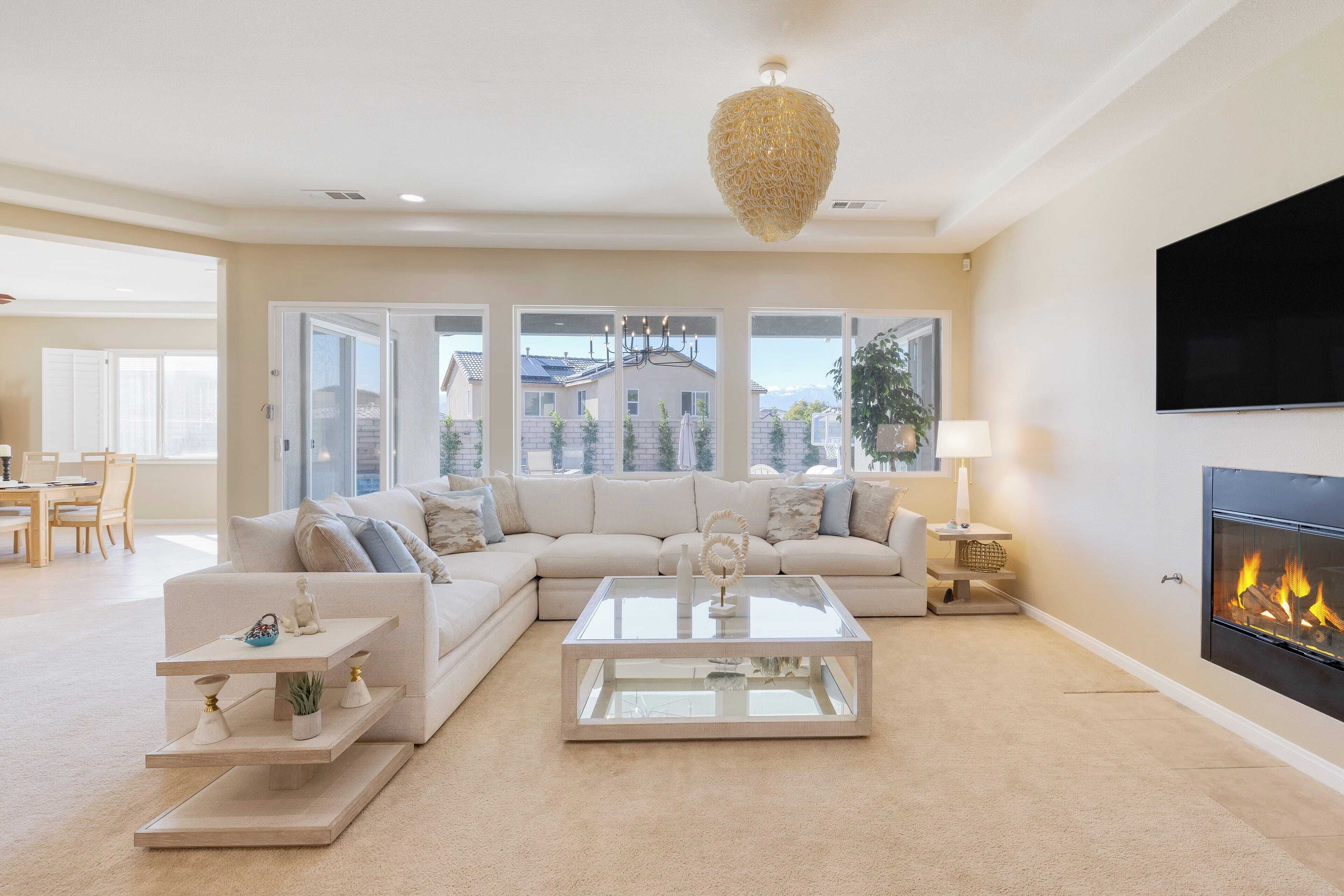 House (4 Bedrooms) | Interior