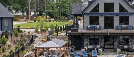 House (Multiple Bedrooms) | Front of property