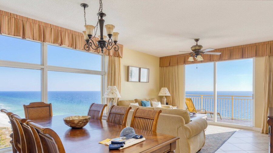 Sunscape by Avantstay Beachfront, Sweeping Views