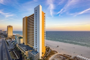 House (3 Bedrooms) | Interior - Beachfront 3bdr Private Beach Access, Ocean Views, Gym Sunscape by Avantstay (Panama City Beach)
