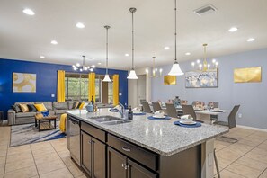 Interior - 8Br Serene Haven Retreat/Windsor at Westside (Four Corners)