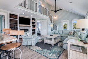 Fireplace, DVD player - The Driftwood Cottage on Bald Head Island Ocean View Four Bedrooms (Bald Head Island)