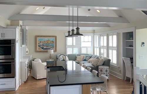 6 Sandspur Happy Place - Beautiful 4 bedroom - South Beach